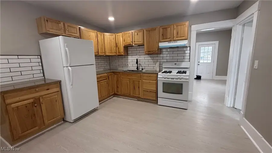 988 East Se Avenue, Warren, OH 44484 - Image #3