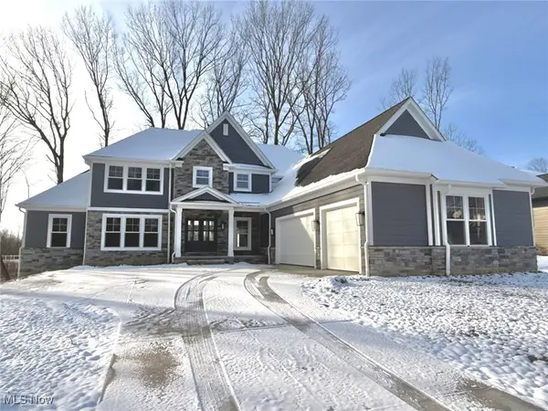 805 Club W Drive, Aurora, OH 44202