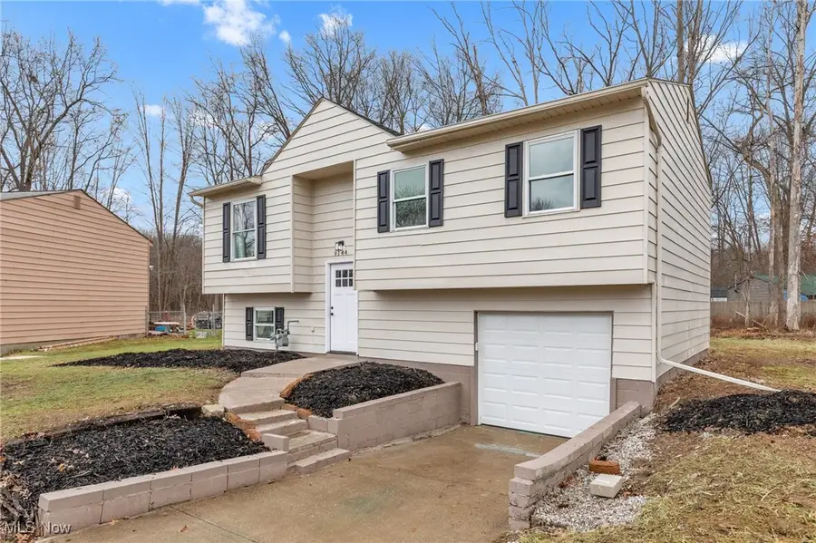 9144 Hickory Circle, Windham, OH 44288 - Image #2