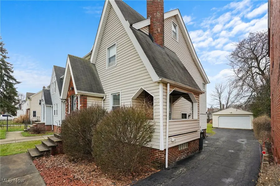 1898 Powell Avenue, Cleveland Heights, OH 44118 - Image #3