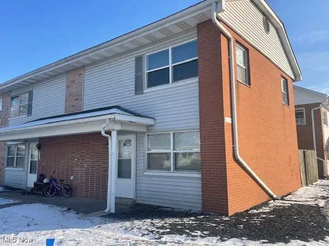 219 Buckeye Circle, Columbus, OH 43217 - #2