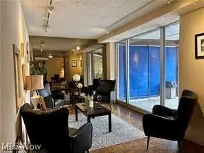 11850 Edgewater Drive #723, Lakewood, OH 44107 - Image #3