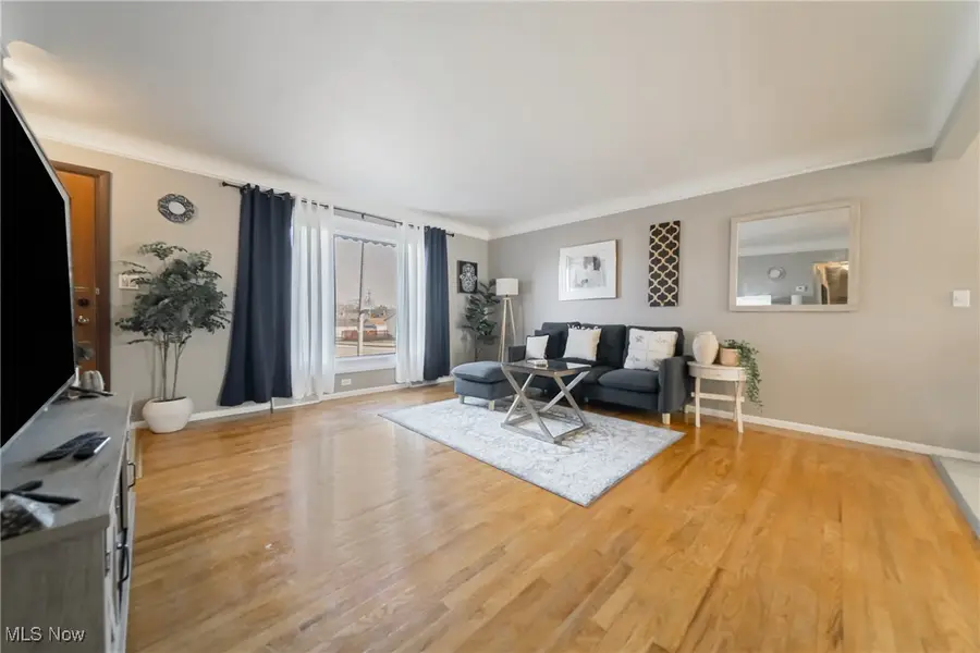 3203 Hetzel Drive, Parma, OH 44134 - Image #3