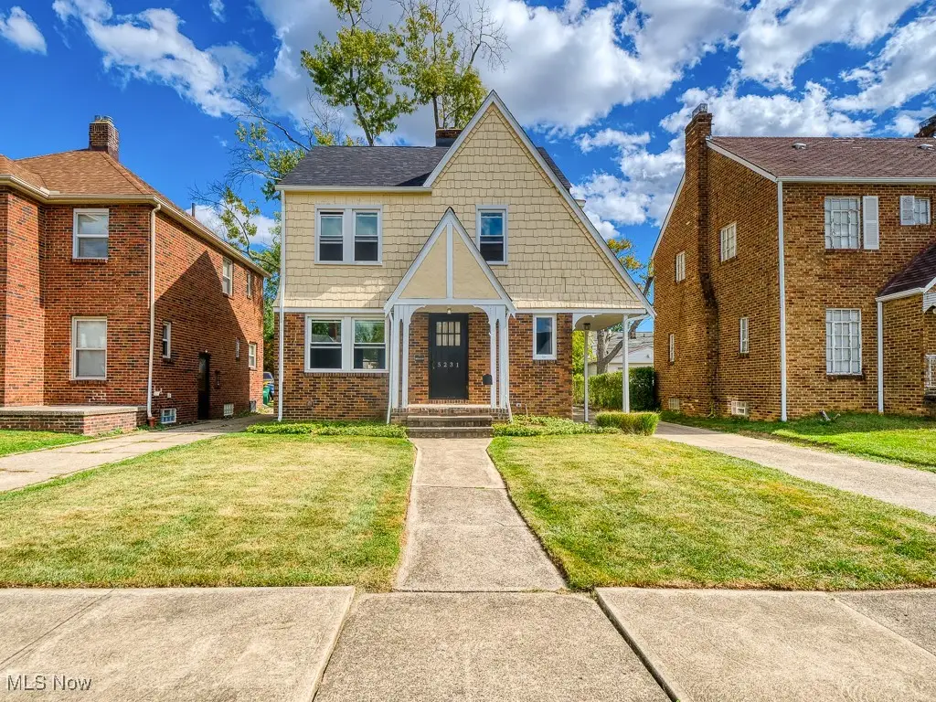 5231 Philip Avenue, Maple Heights, OH 44137 - Image #1
