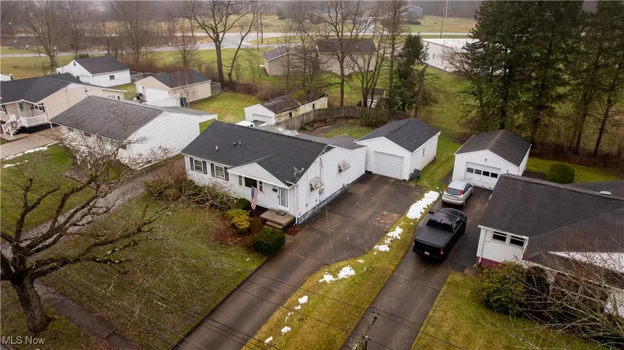 1145 Doris Drive, Hubbard, OH 44425 - Image #2