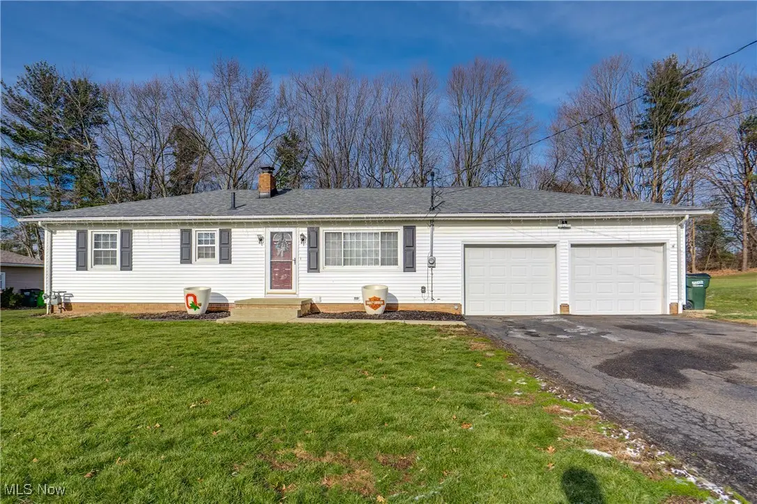 810 Leecrest Nw Street, Massillon, OH 44646 - Image #1