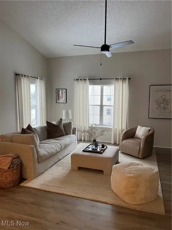 180 Fox Hollow #301, Mayfield Heights, OH 44124 - Image #3