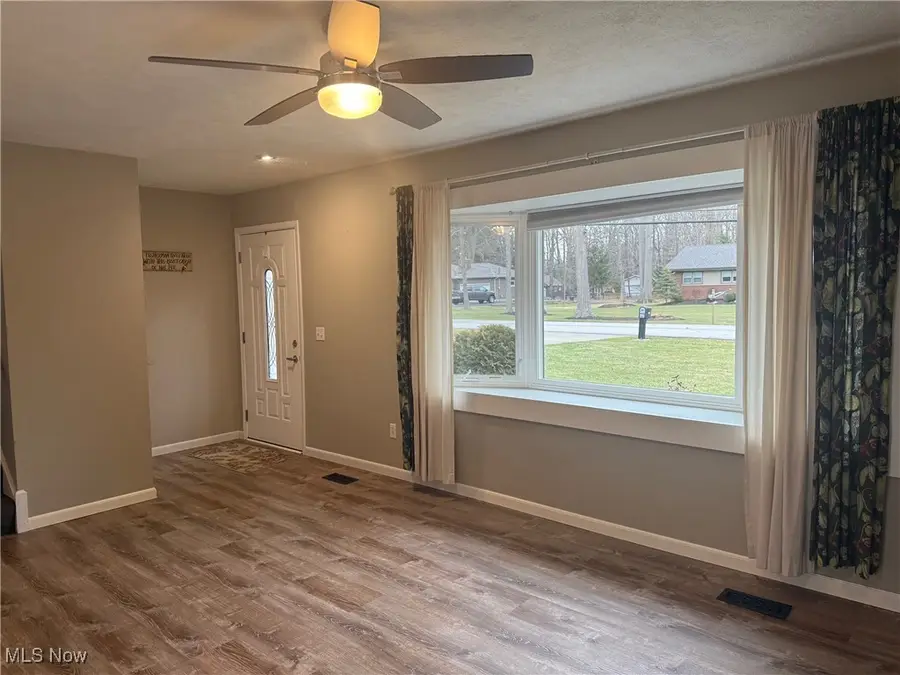 5998 Collins Road, Mentor, OH 44060 - Image #2