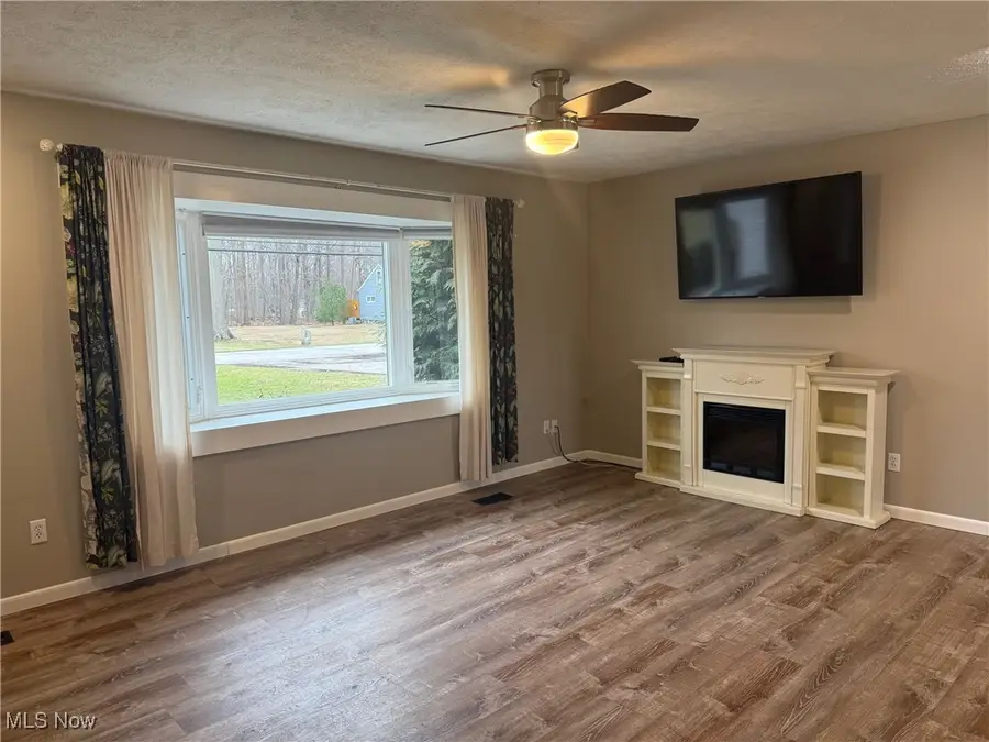 5998 Collins Road, Mentor, OH 44060 - Image #3