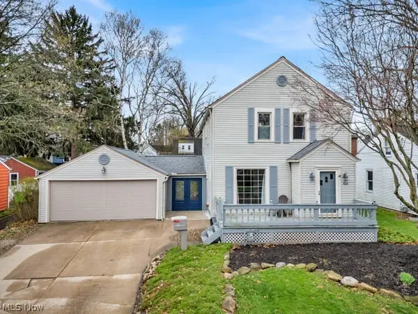 624 E Ford Avenue, Barberton, OH 44203 - #1