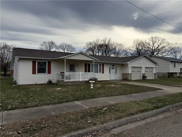 937 3rd Sw Street, New Philadelphia, OH 44663