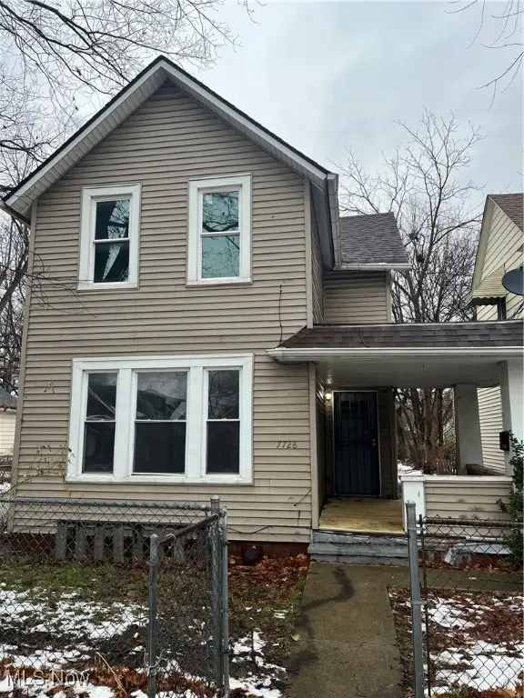 7728 Elton Avenue, Cleveland, OH 44102