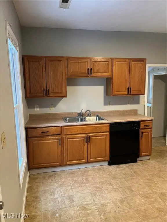 2053 W 95th Street, Cleveland, OH 44102 - Image #3