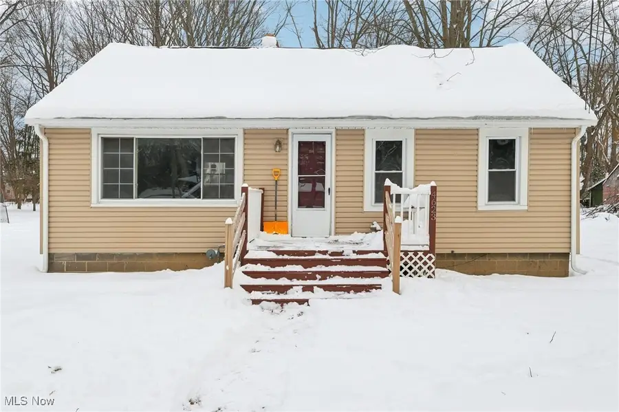 4623 Martin Drive, North Olmsted, OH 44070 - Image #3