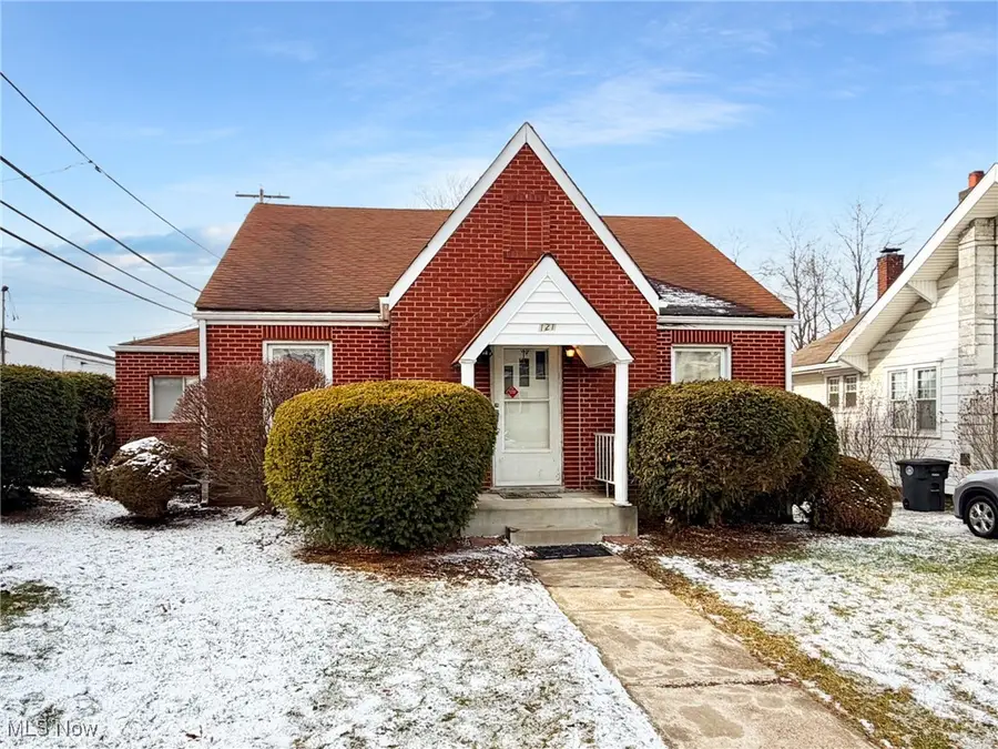 121 Buena Vista Boulevard, Steubenville, OH 43952 - Image #2