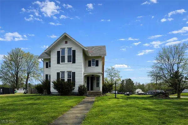 305 W Main Street, LaGrange, OH 44050