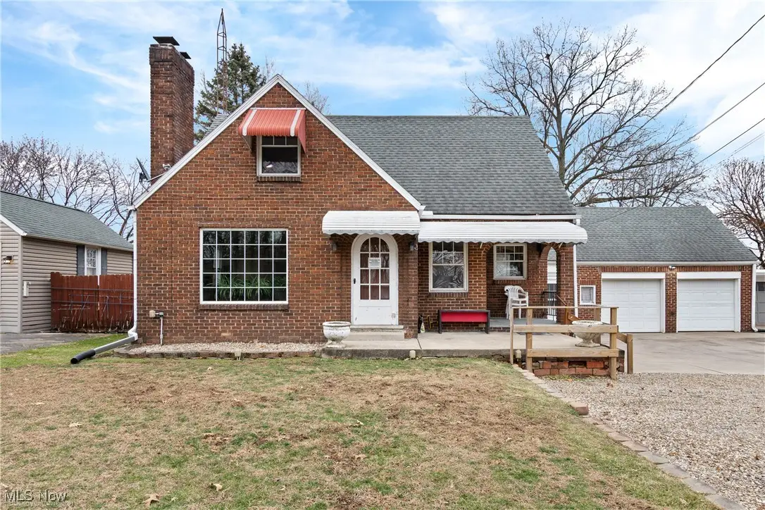 162 Perry Nw Drive, Canton, OH 44708 - Image #1