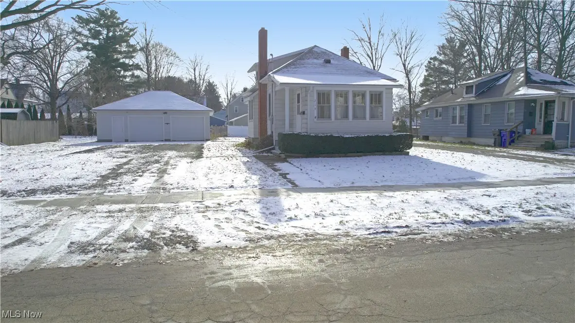 219 W Central Avenue, Ravenna, OH 44266 - Image #1