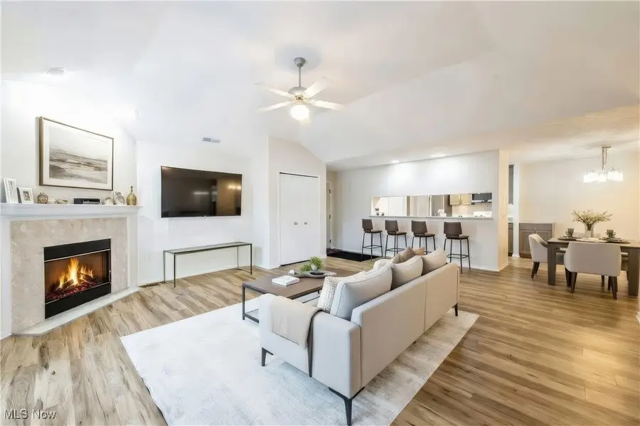 8621 Scenicview Drive, Broadview Heights, OH 44147 - Image #2