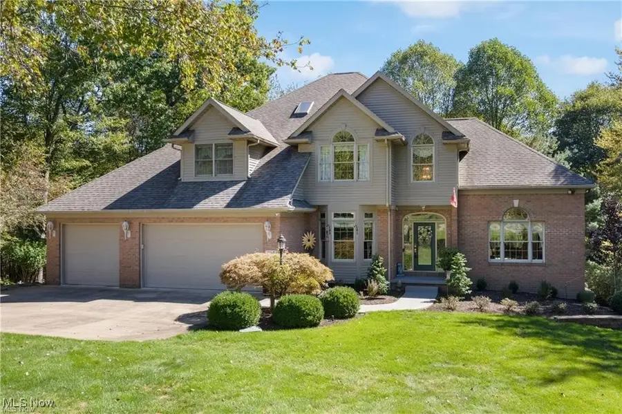 1296 Russell Nw Drive, Bolivar, OH 44612 - Image #2