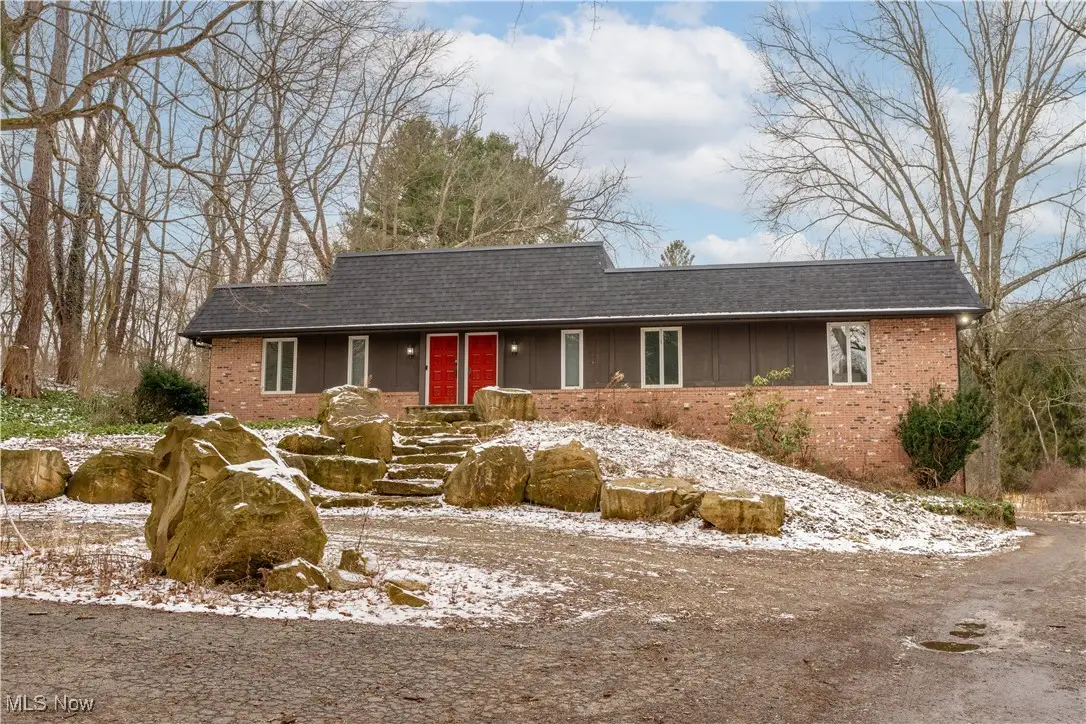 3993 Granger Road, Akron, OH 44333 - Image #1