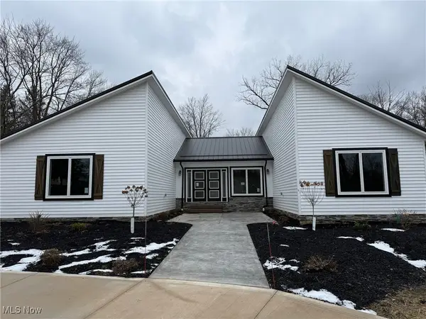 3940 Ellendale Road, Chagrin Falls, OH 44022