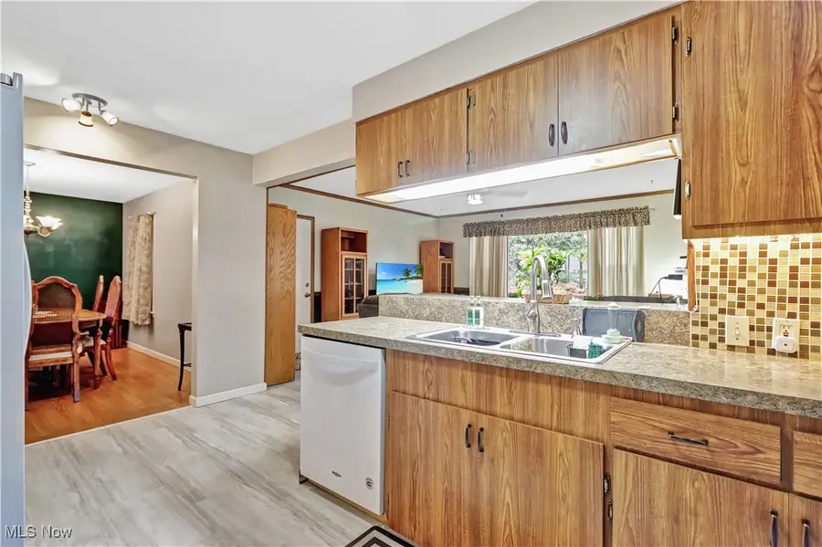 25550 Glenbrook Boulevard, Euclid, OH 44117 - Image #3