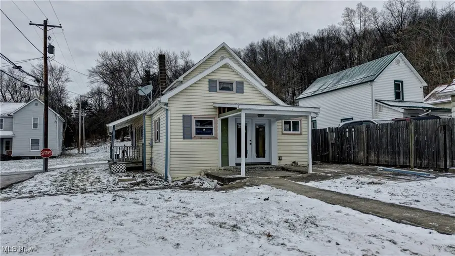 2404 Lowden Nw Street, Dover, OH 44622 - #2