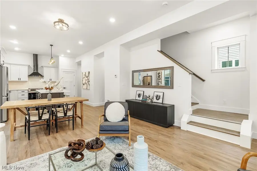 1881 Woodlawn Avenue, Cleveland, OH 44112 - #2