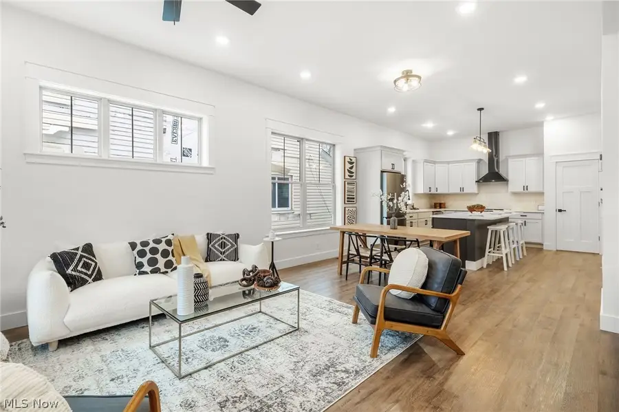 1881 Woodlawn Avenue, Cleveland, OH 44112 - #3