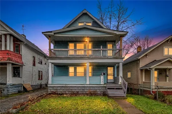 13818 Durkee Avenue, Cleveland, OH 44105