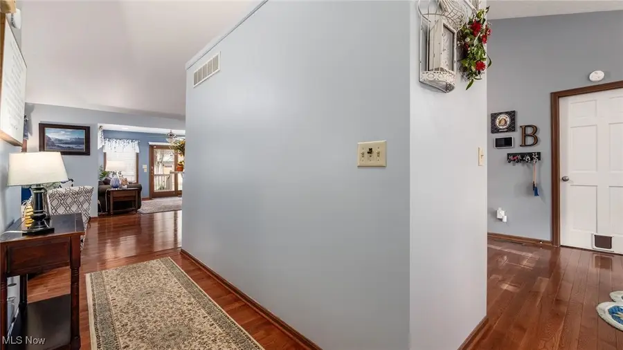 5465 Airwood Drive, Zanesville, OH 43701 - #3