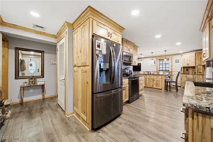 918 Bonsel Ne Street, Navarre, OH 44662 - Image #2