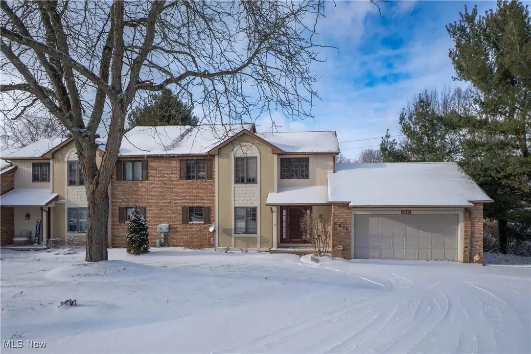 4839 Pond Nw Drive, North Canton, OH 44720 - Image #1