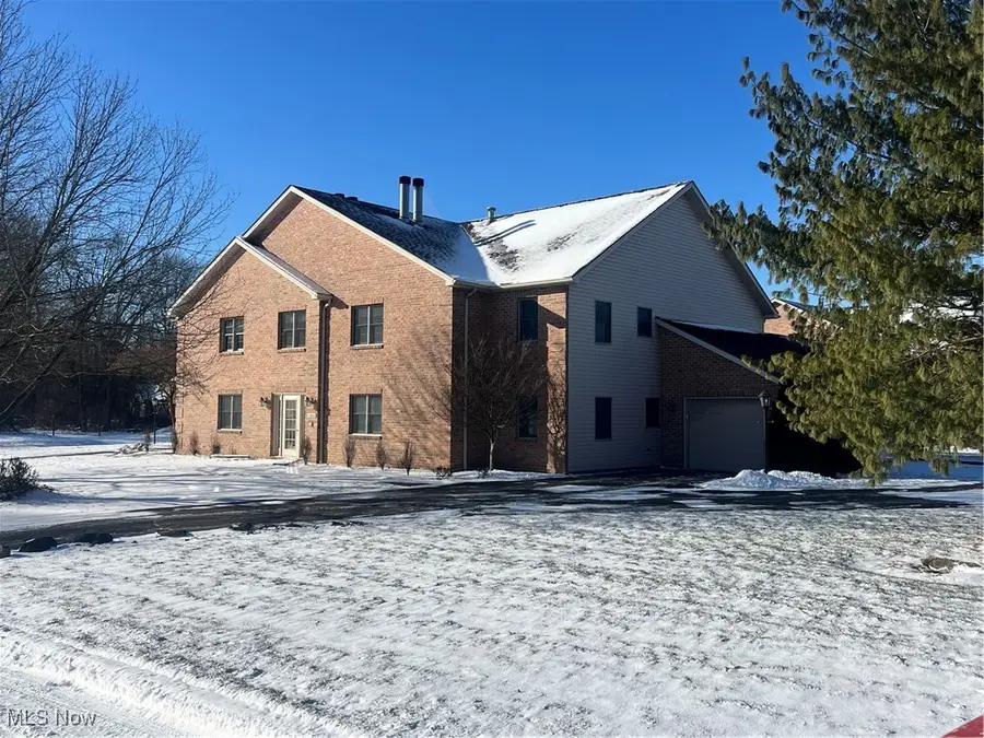 1860 Massachusetts Avenue #2, Poland, OH 44514 - Image #2