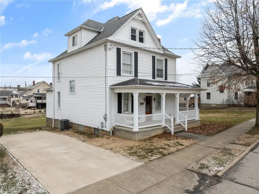 1011 Parriott Avenue, Moundsville, WV 26041 - Image #2