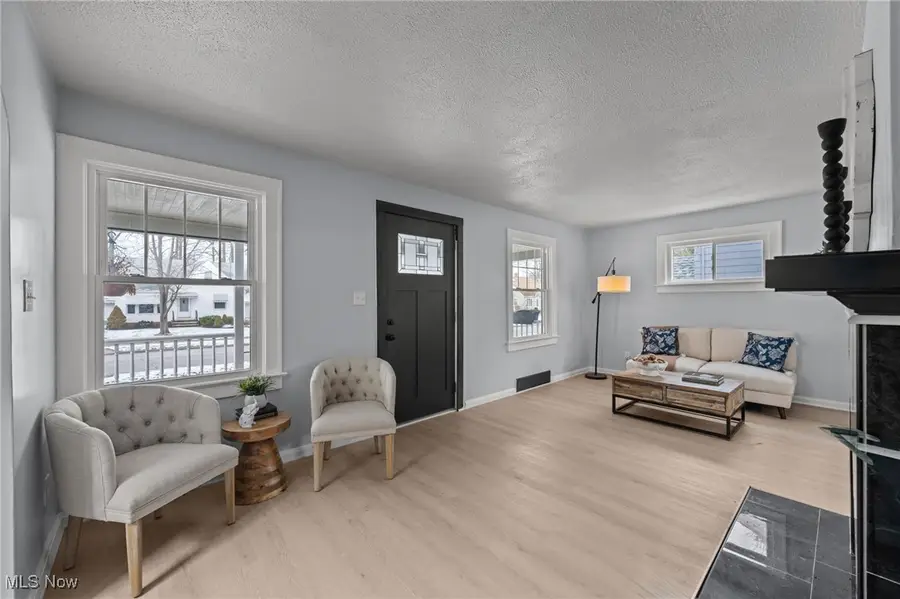 1193 Mayfield Ridge Road, Mayfield Heights, OH 44124 - Image #3