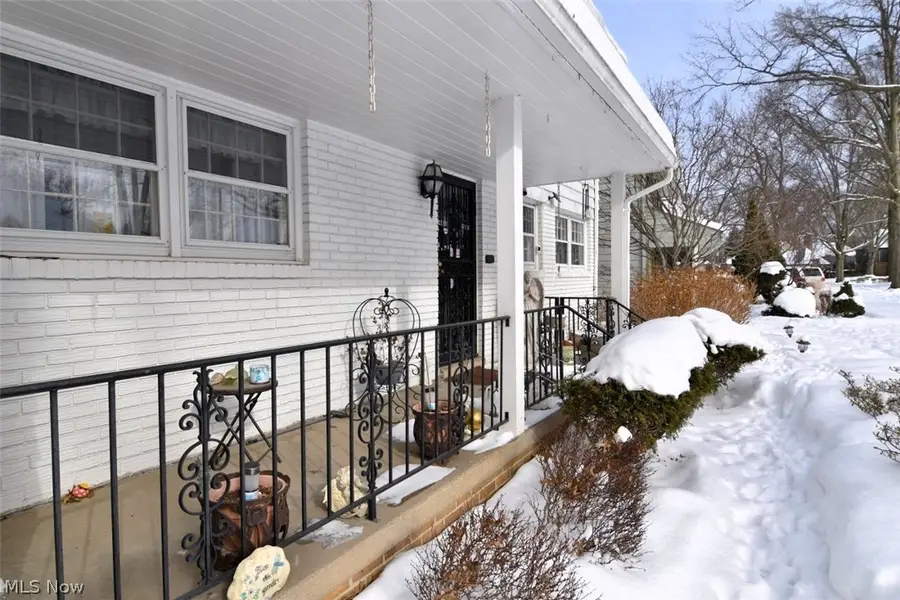 15991 Henley Road, Cleveland, OH 44112 - #3