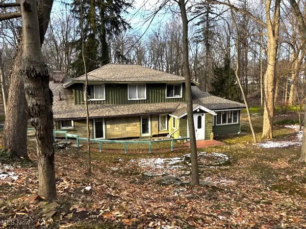 4577 Emerson Road, South Euclid, OH 44121