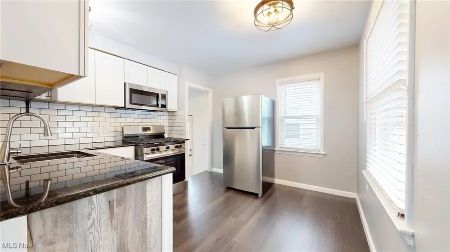 1206 Lander Road, Cleveland, OH 44124 - #3