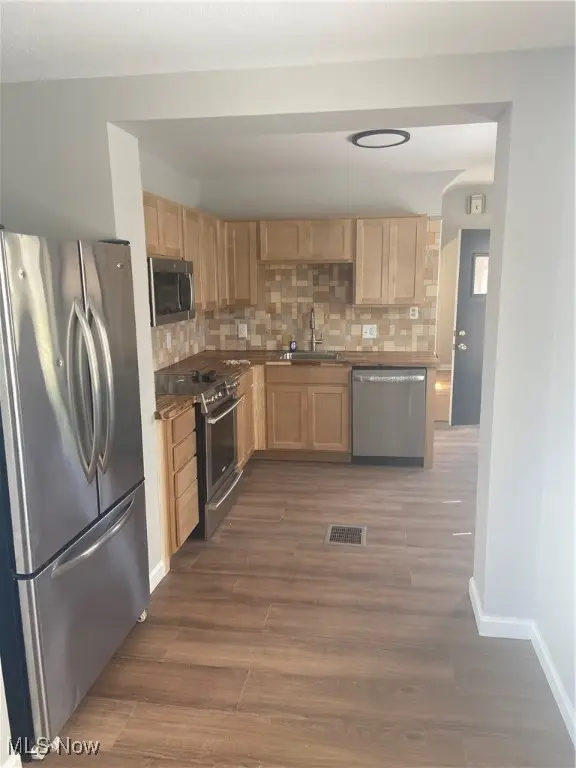 4138 E 154th Street, Cleveland, OH 44128 - Image #3