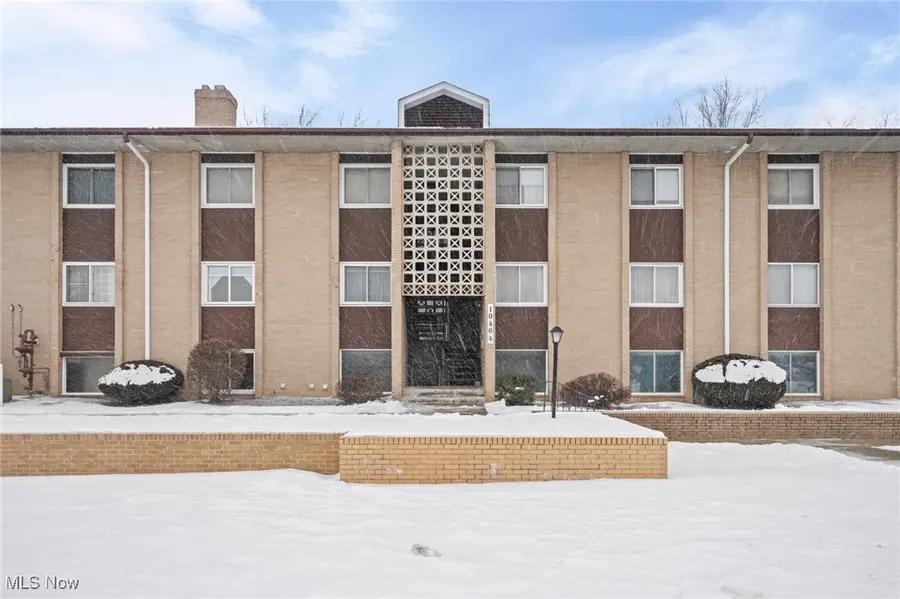10404 N Church Drive #409, Cleveland, OH 44130 - Image #2