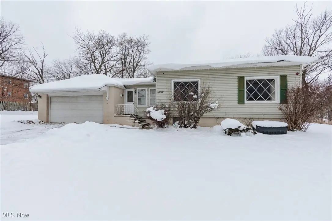 5062 Lee Road, Maple Heights, OH 44137 - Image #1
