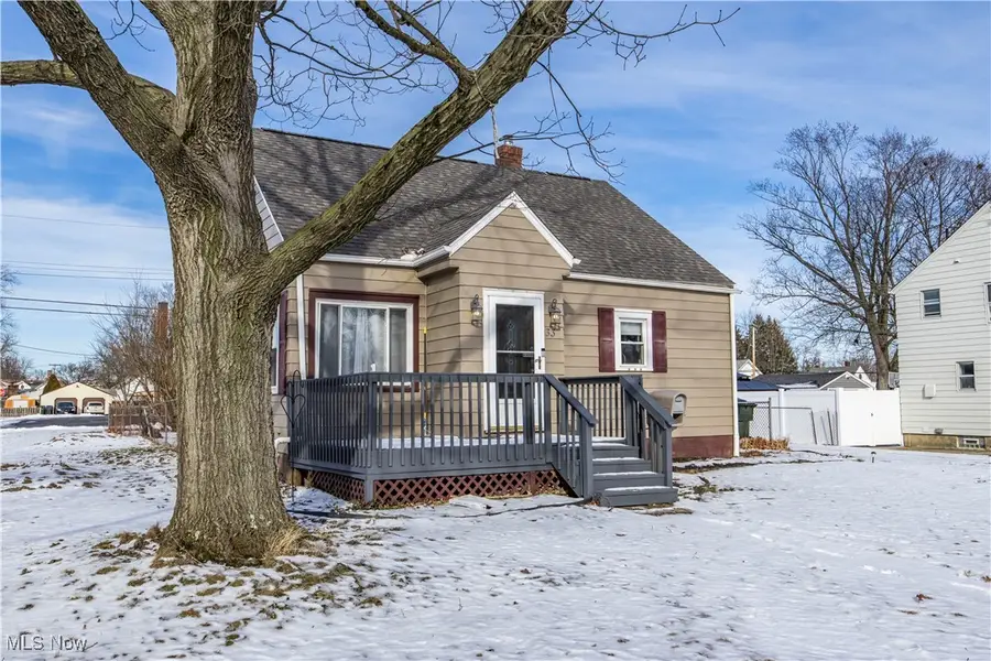 33 Pierce Avenue, Cuyahoga Falls, OH 44221 - Image #3