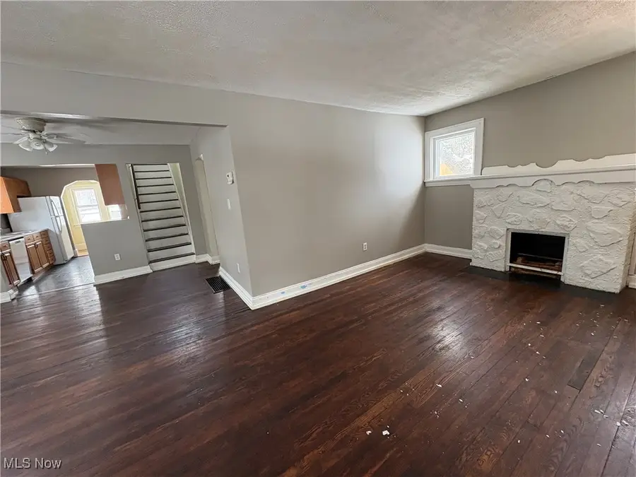 1364 Eastwood Avenue, Akron, OH 44305 - Image #2