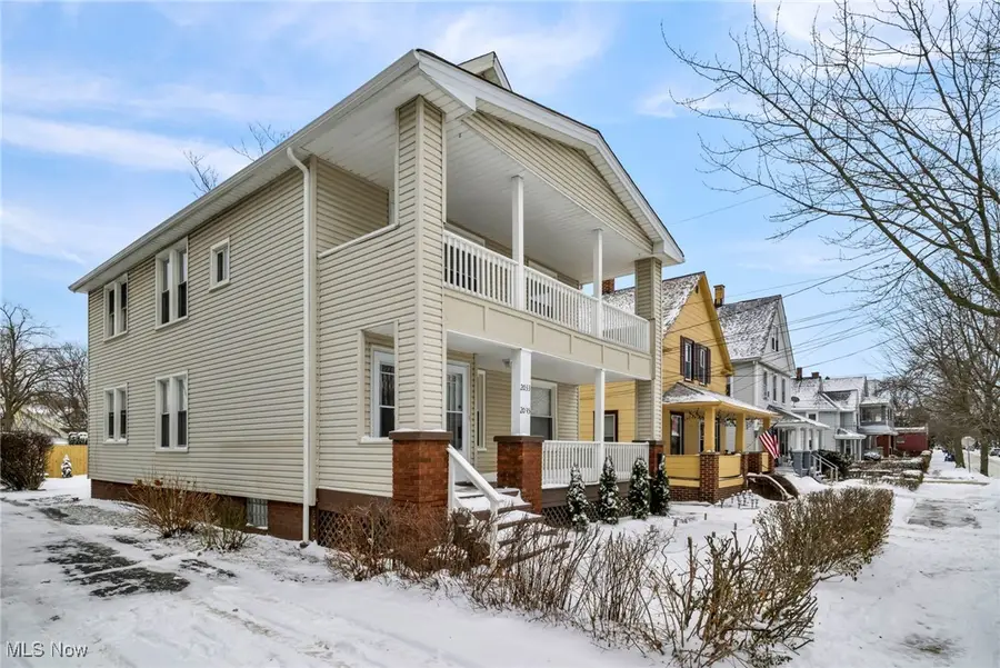 2033 Robin Street, Lakewood, OH 44107 - Image #3