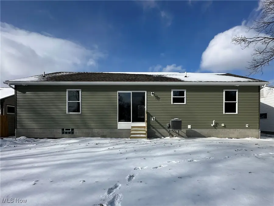 3253 Glen Oaks Drive, Youngstown, OH 44511 - Image #2