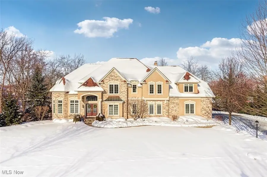 38230 Flanders Drive, Solon, OH 44139 - #2