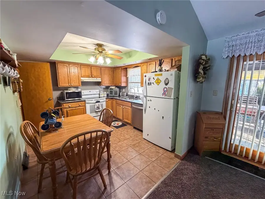 3875 Mcclintocksburg Road, Diamond, OH 44412 - Image #2