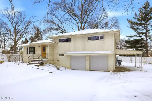 3856 Northview Drive, Stow, OH 44224